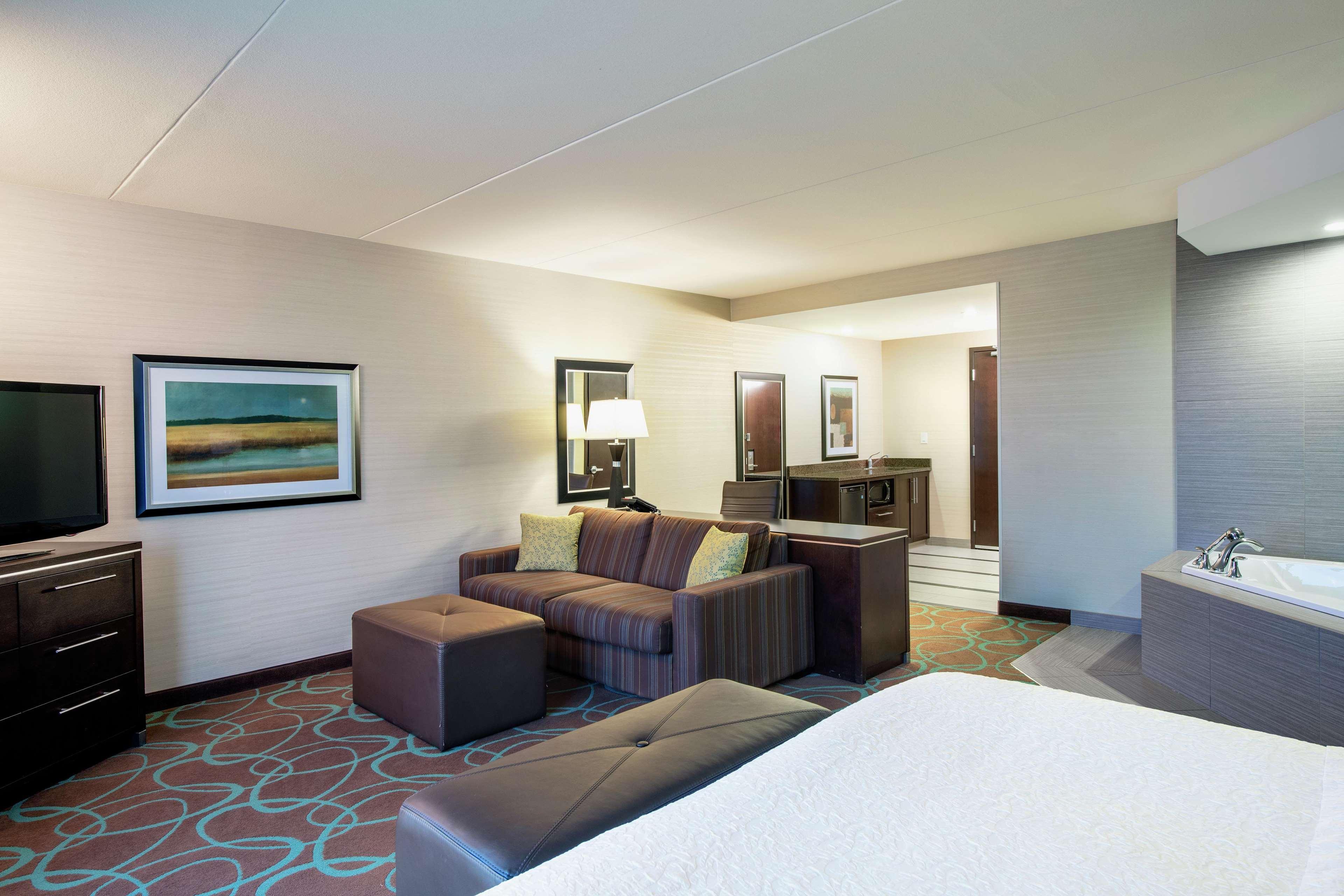 Hampton Inn By Hilton Виннипег Экстерьер фото
